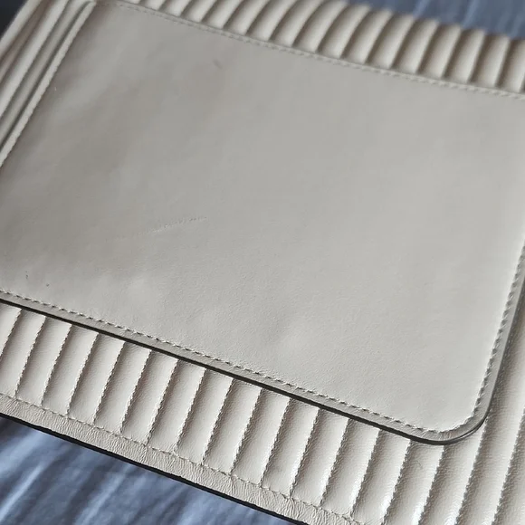 COACH Parker Top Handle Bag With Quilting - Picture 4 of 7